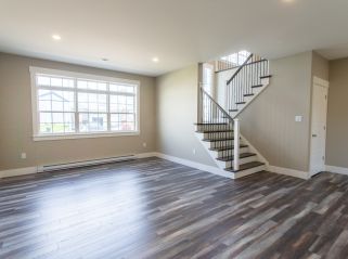 8 CARTER CRES 16 8 CARTER CRES 16